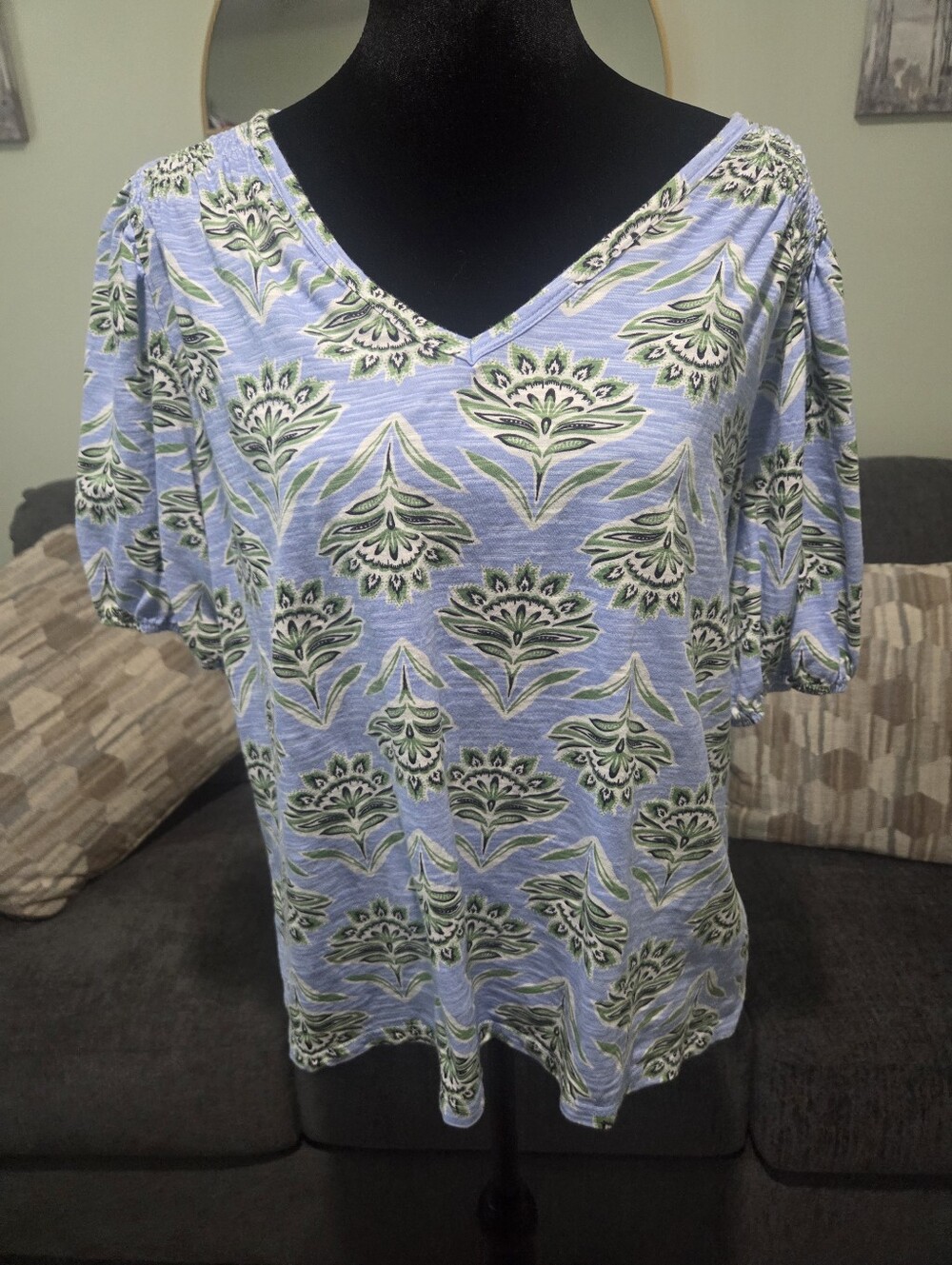 V-Neck Floral Print Women's Top in Light Blue and Green